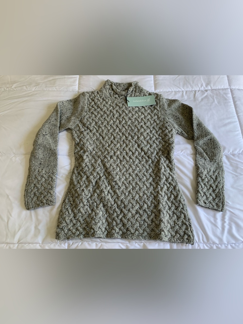 New with tags Irelands Eye cashmere wool sweater womens size L